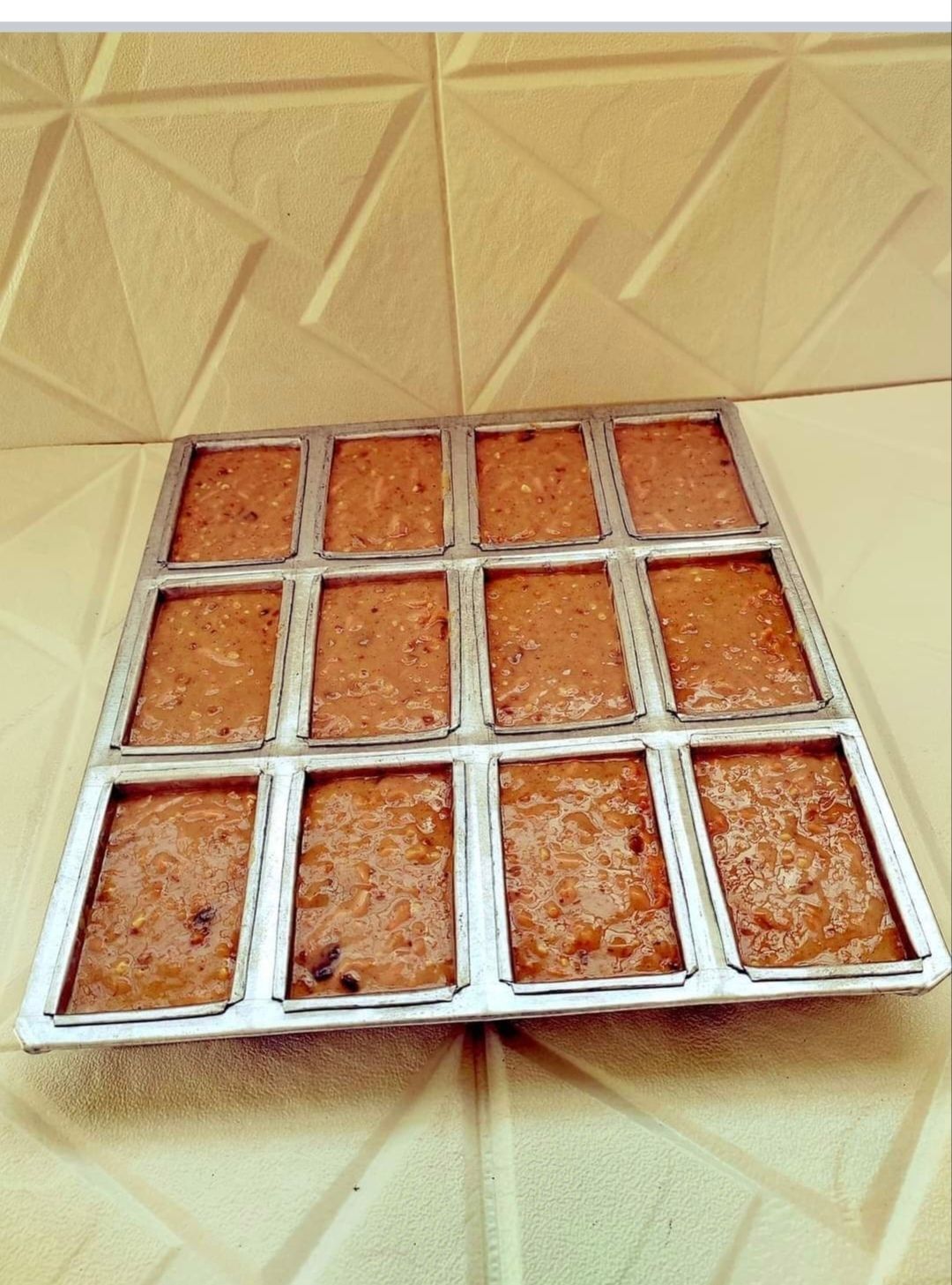 Galvanized mini loaf pan 12 holes 