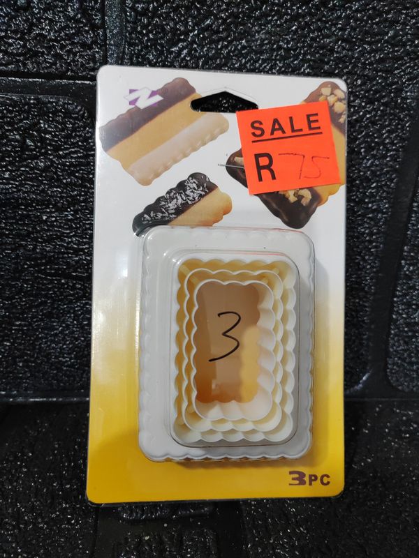 Royal cream cutters 3pcs