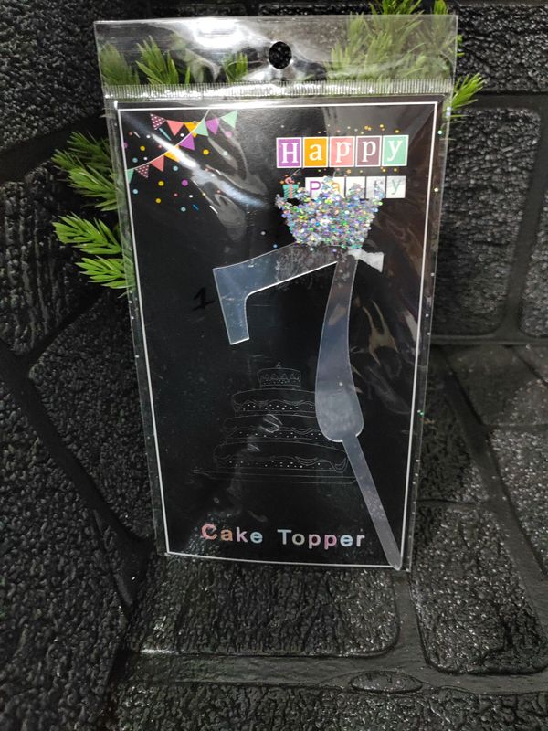 No 7 cake topper