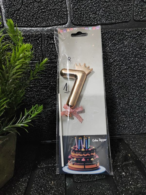 No 7 cake topper