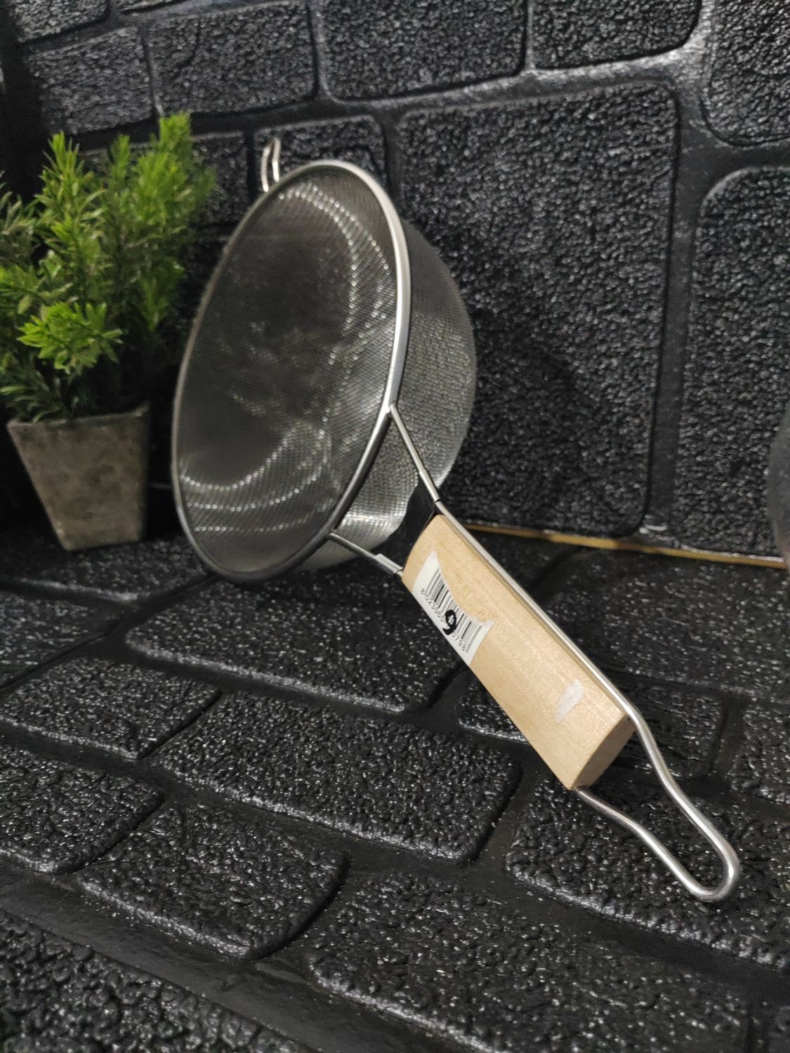 Deep stainless steel. Sieves