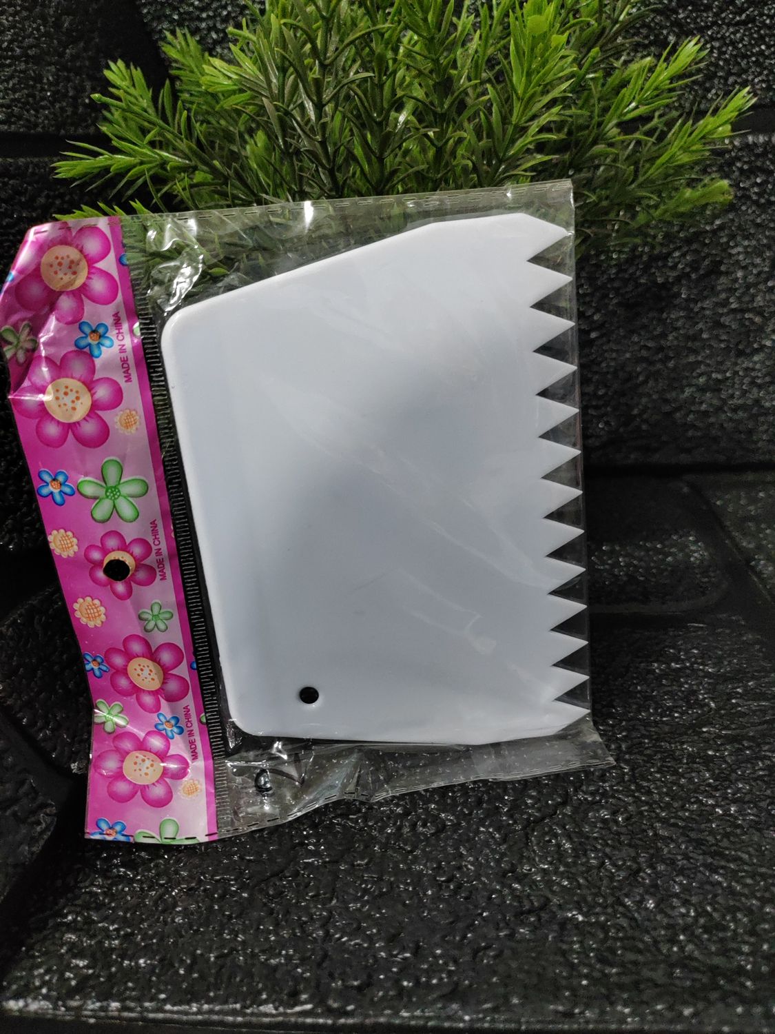 Plastic small scraper 1pc