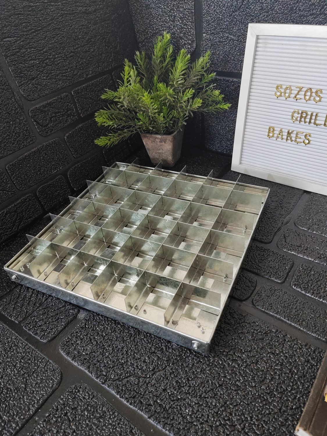 Fudge pan 30cmx30cmx3cm