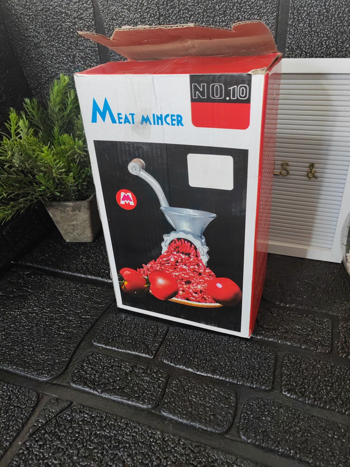 Meat mincer no 10 with cookie design 