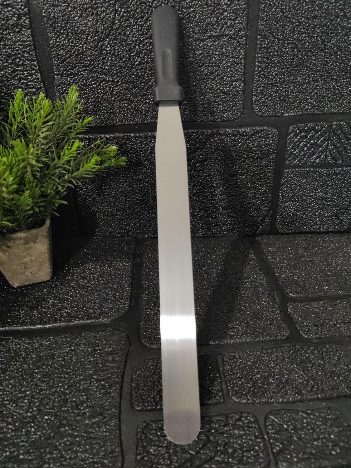Long straight pallet knives