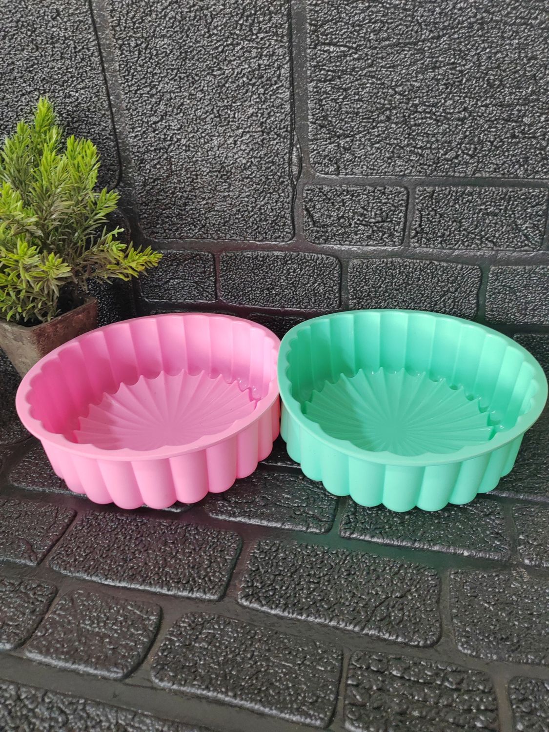 Silicone baking mould