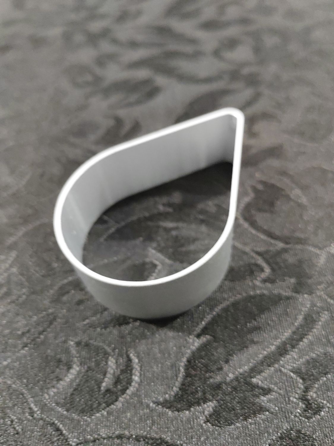 Tear drop cutter