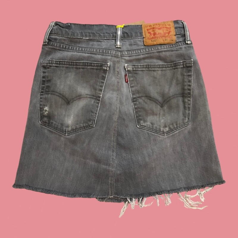 Levi&#39;s Denim Skirt, Size 8