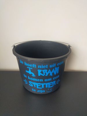 Je hoeft niet uit een kraan te komen om een spetter te zijn Je hoeft niet uit een kraan te komen om een spetter te zijn