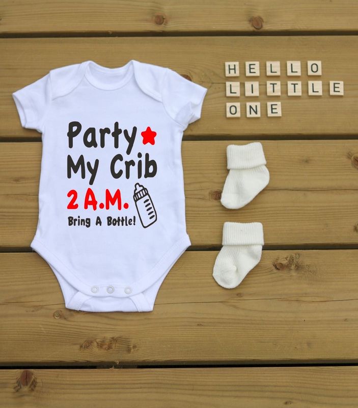 Rompertje  "Party at my crib"