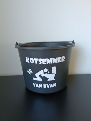 'Kado emmer' Kotsemmer met naam 'Kado emmer' Kotsemmer met naam
