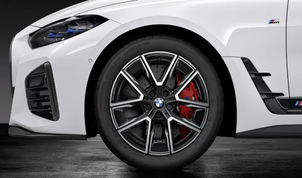 BMW 18" Winterkompletträder M Aerodynamikrad 858 - 4er Gran Coupe G26 / i4 G26
