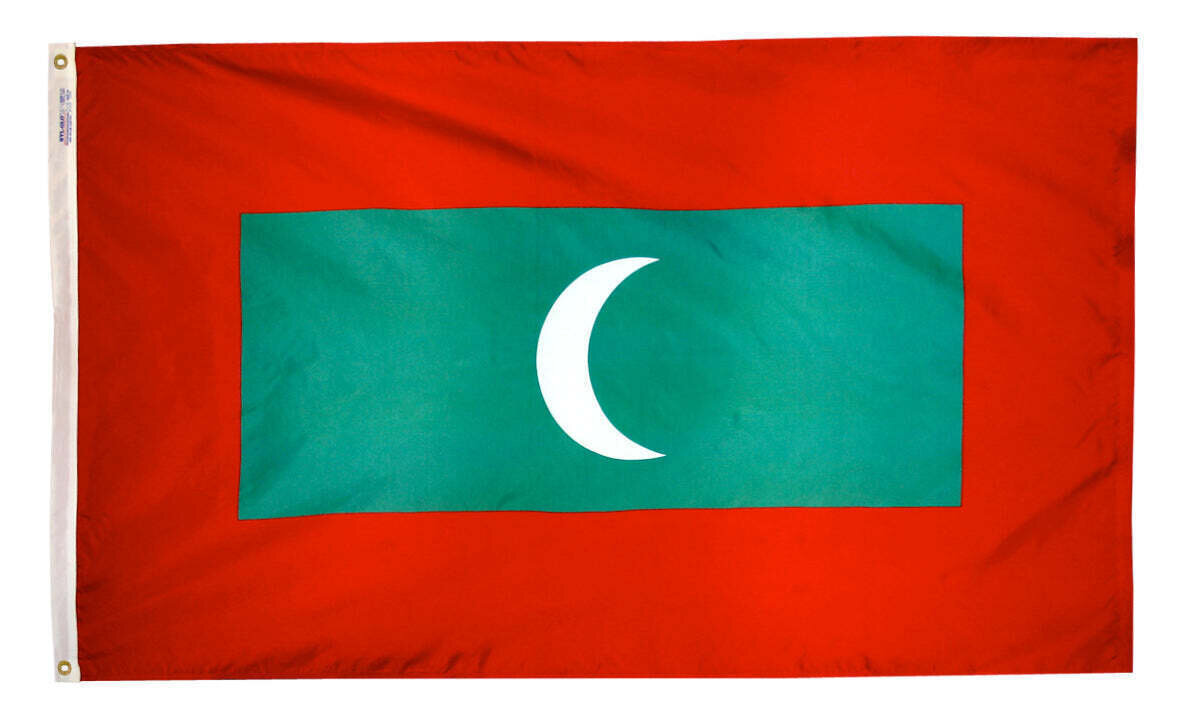 Maldives Flag 3x5 ft. Nylon SolarGuard Nyl-Glo 100% Made in USA to Official United Nations Design Specifications.