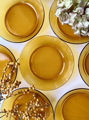 Service de 8 assiettes creuses ambrées Duralex France