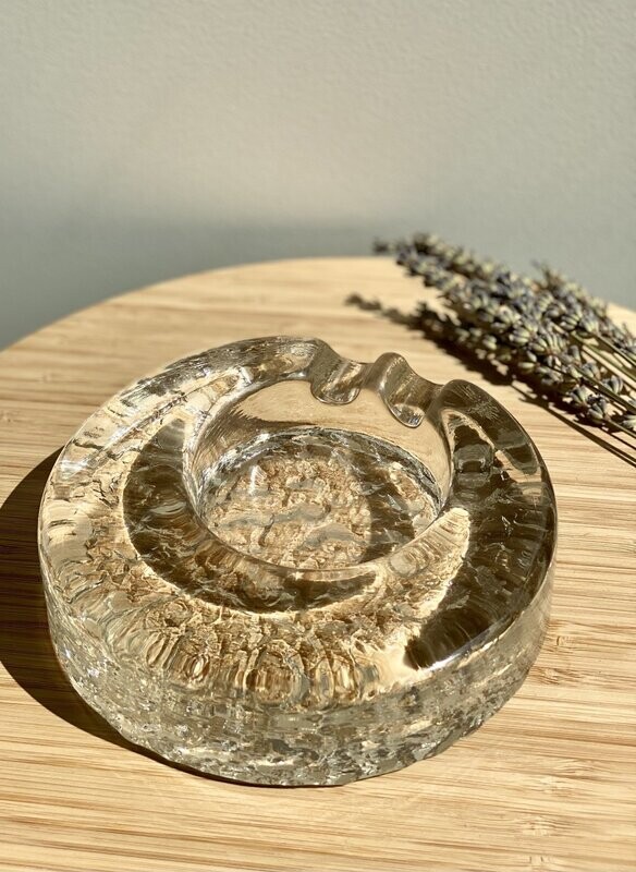 Cendrier en verre épais