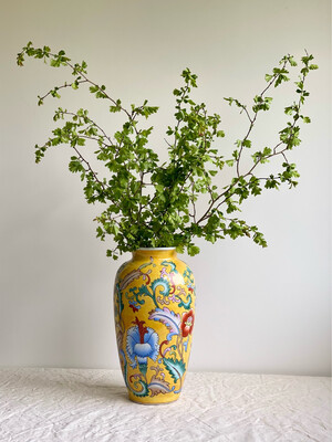 Vase en céramique jaune