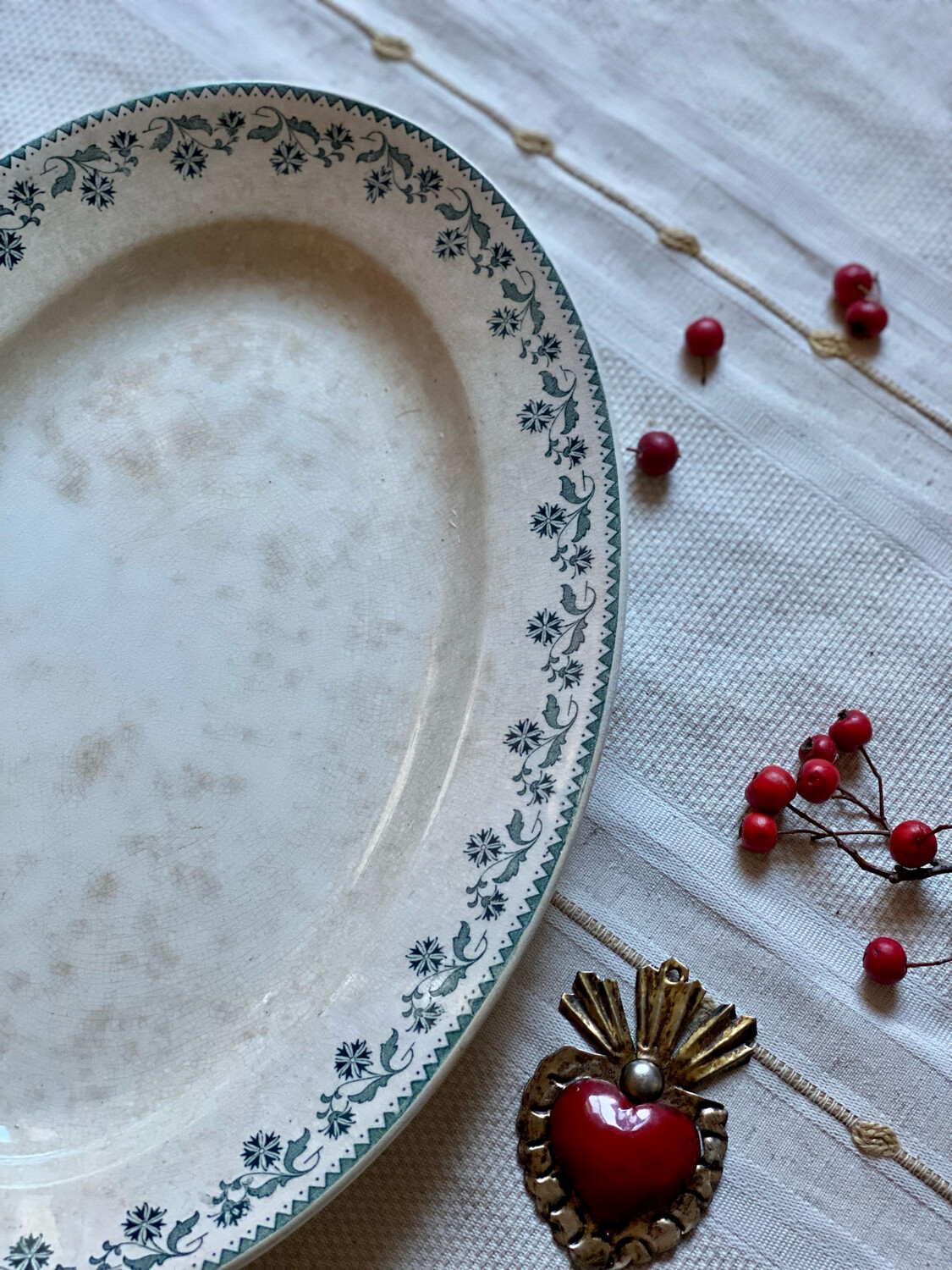 Plat ovale "Georgette" - Moulin des Loups & Hamage