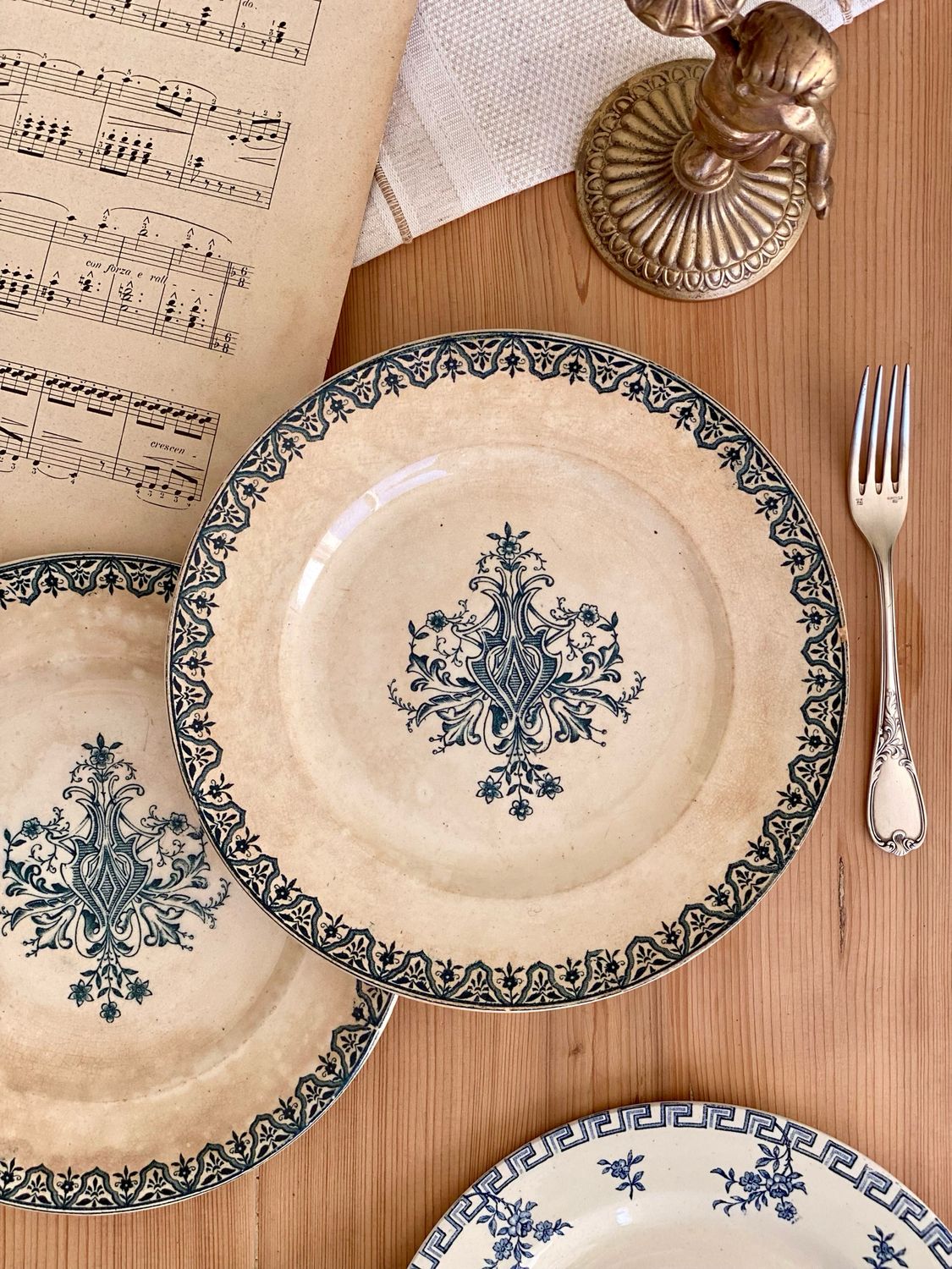 2 assiettes "Alhambra" - Salins