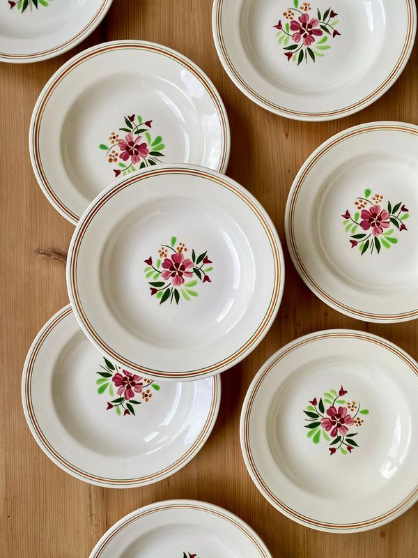 9 assiettes creuses "Francoise" - Salins