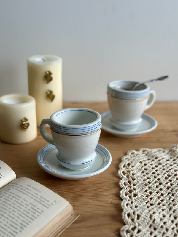 Anciennes tasses Brûlot à rayures