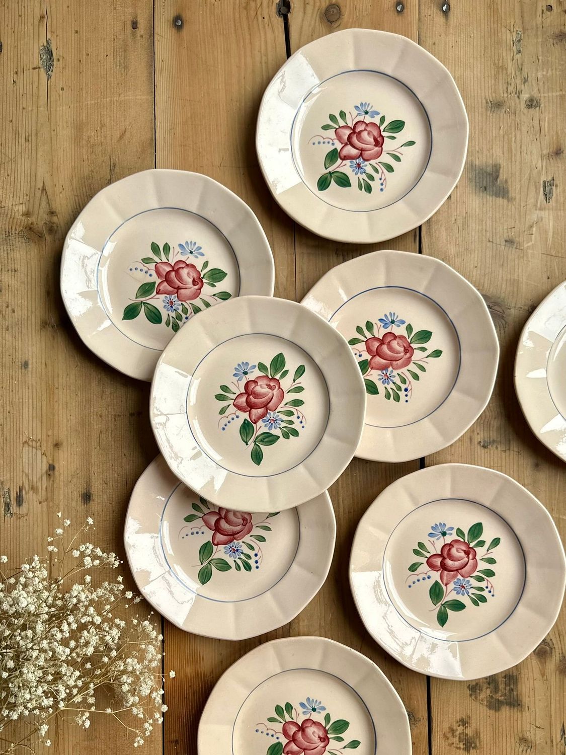 8 assiettes à dessert fleuries - Digoin Sarreguemines