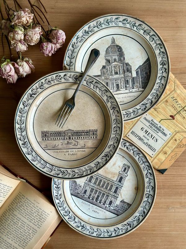 3 assiettes parlantes "Monuments Parisiens" - Montereau