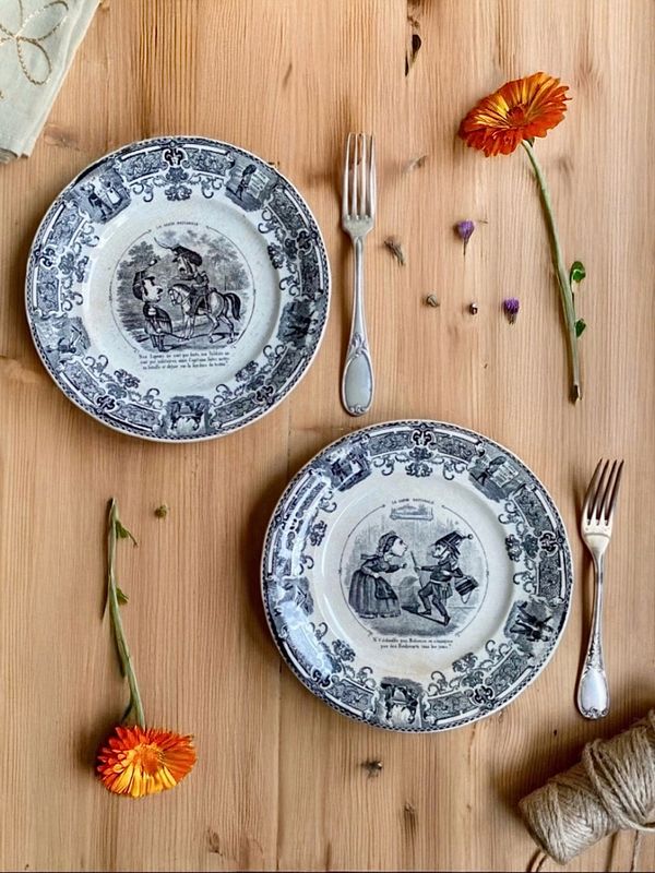 2 assiettes parlantes "La garde nationale" - Sarreguemines