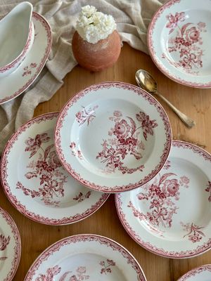 ASSIETTES & PLATS