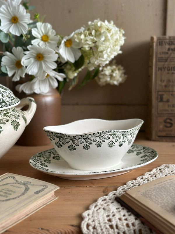 Saucière ancienne "Trèfle"