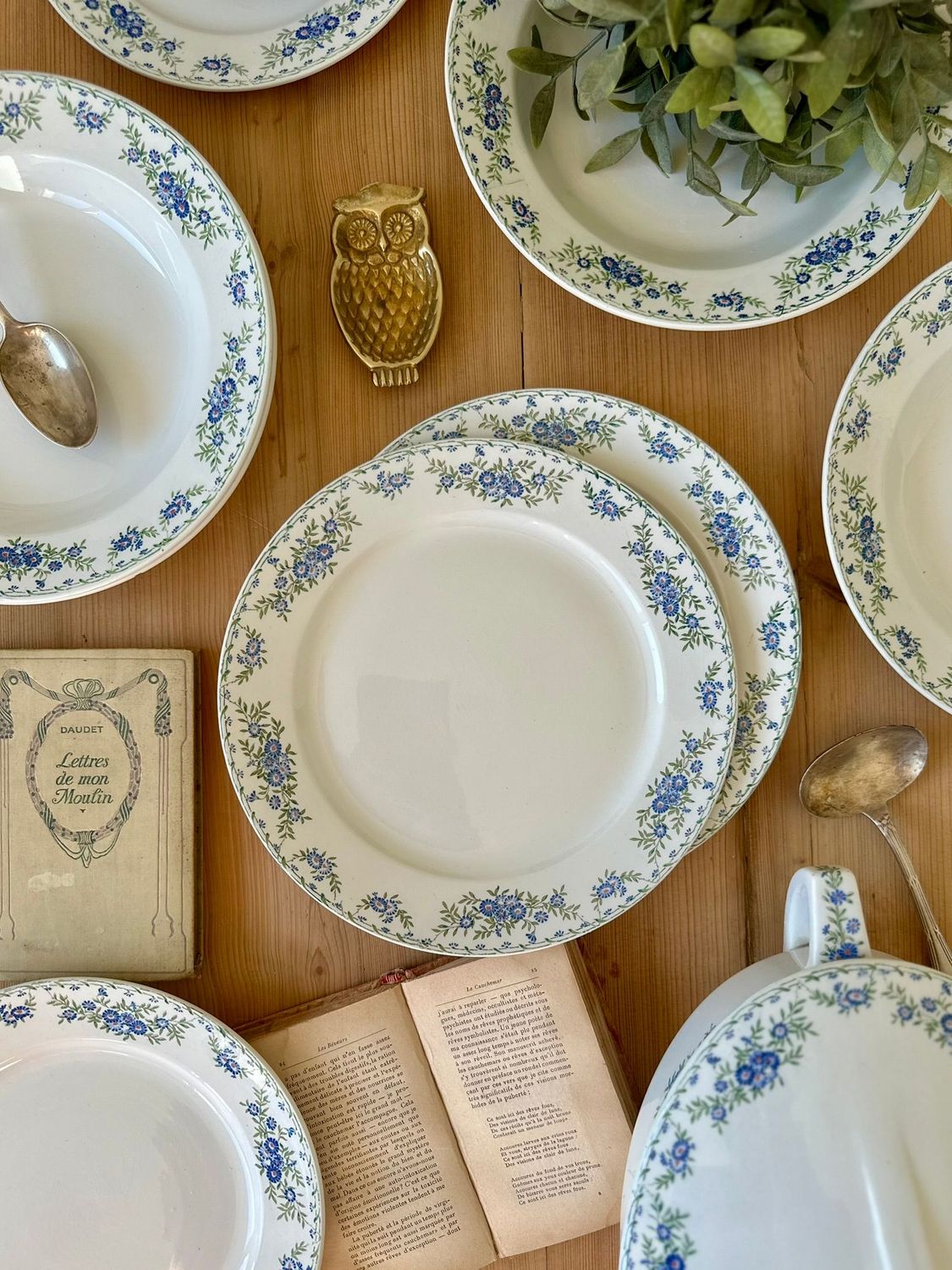 2 assiettes "Marguerites" - U&C Sarreguemines