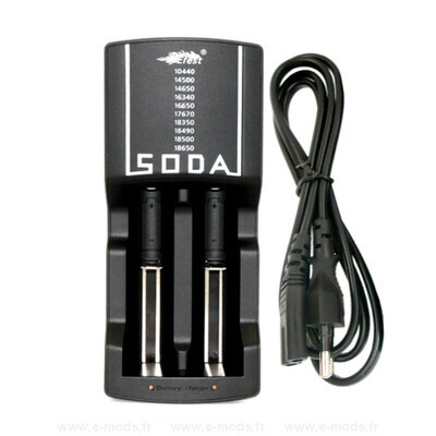EFEST NEW SODA battery charger - caricabatterie AC 220V /DC 12V