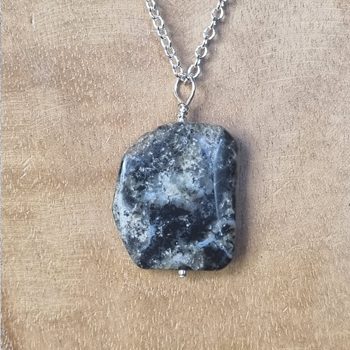 Handmade Petrified Wood Necklace with 925 Sterling Silver Chain (45CM) Handmade Petrified Wood Necklace with 925 Sterling Silver Chain (45CM)