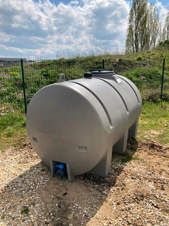 POLYCUVE PE 2500L GRISE - DIAM : 1M25 - LG : 2M31 - HAUTEUR : 1M32 - REF : W00252304002P