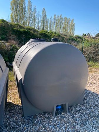 POLYCUVE PE 3350L GRISE - DIAM : 1M50 - LG : 2M32 - HAUTEUR : 1M55 - REF : W00332304005P