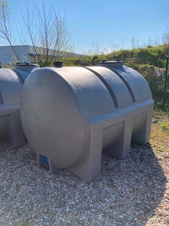 POLYCUVE PE 3350L GRISE - DIAM : 1M50 - LG : 2M32 - HAUTEUR : 1M55 - REF : W00332304005P
