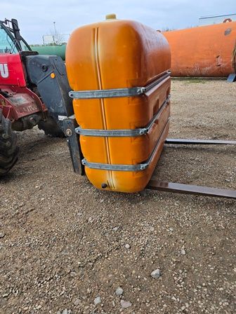 CONTENEUR PLASTIQUE EX STOCKAGE FIOUL 2000 L OCC - REF : W00202302004PST