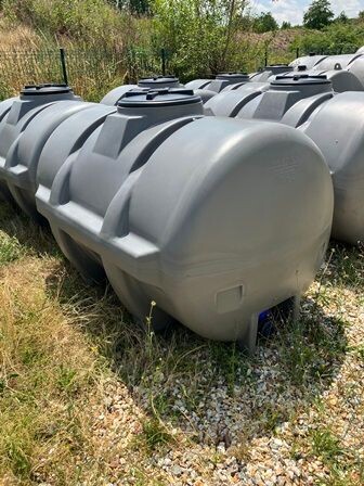 POLYCUVE PE 2000L GRISE STANDARD - DIAM : 1M16 - LG : 2M15 - HAUTEUR : 1M30 - REF : W00202307006P