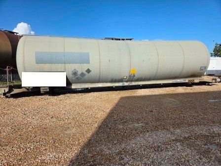 EX WAGON CITERNE AVEC CHASSIS 84 110L REF : W08412610002 EX WAGON CITERNE AVEC CHASSIS 84 110L REF : W08412610002