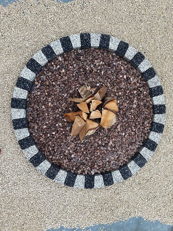 150 cm outer-130 cm inner garden circle 2 colors black-white