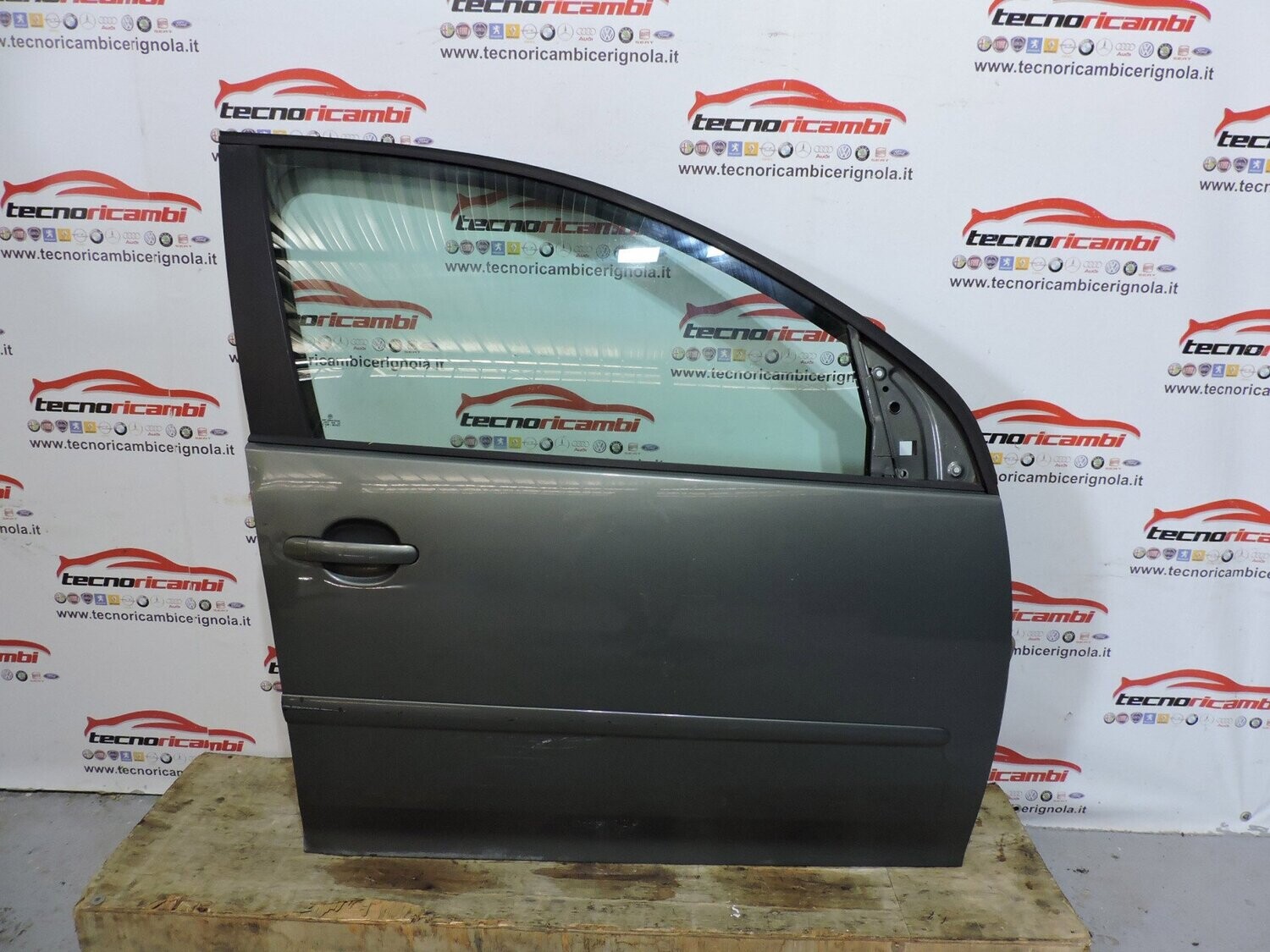 PORTA ANTERIORE DX VOLKSWAGEN GOLF 5 RF3653