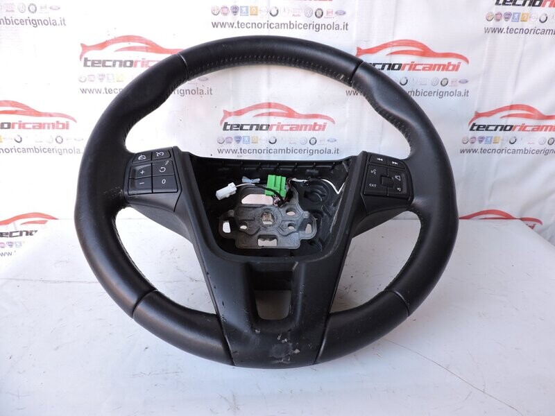VOLANTE VOLVO V40
