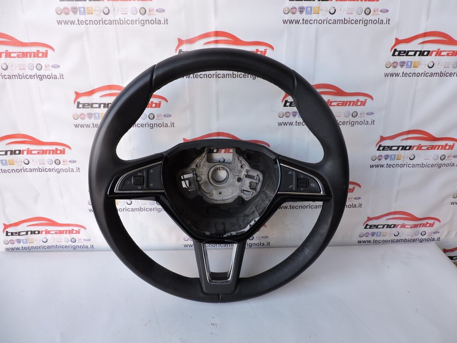 VOLANTE SKODA OCTAVIA