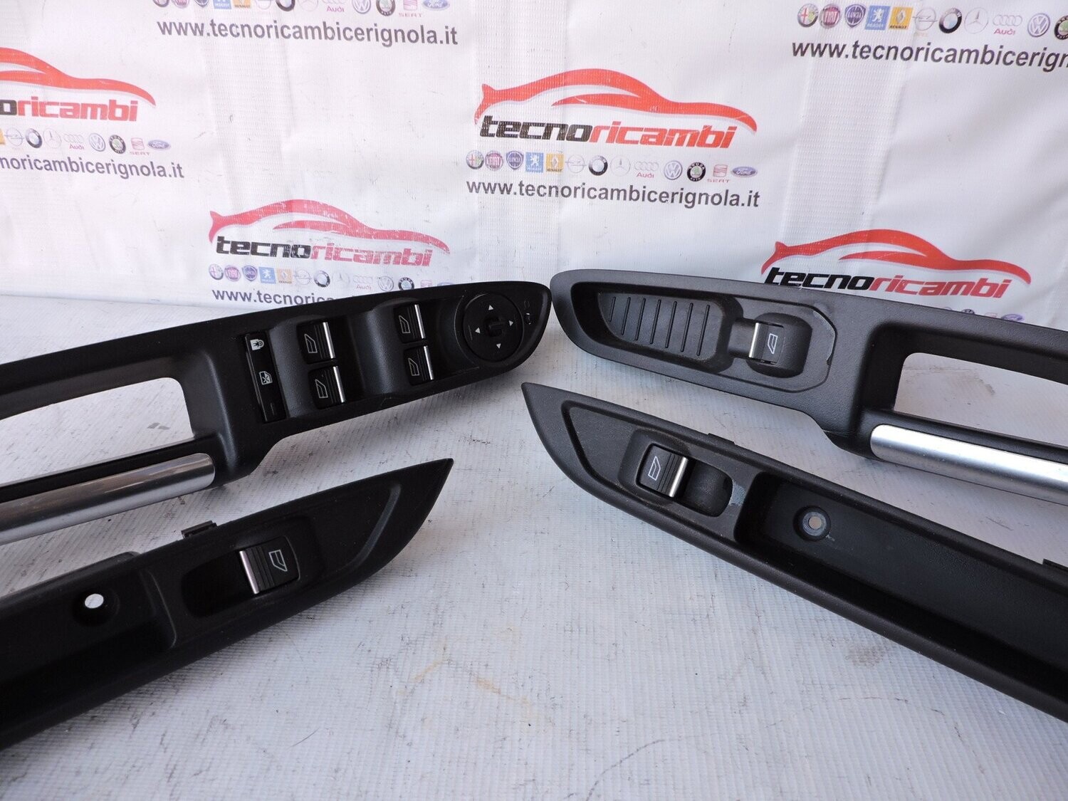 PULSANTIERA FORD B-MAX RF1306