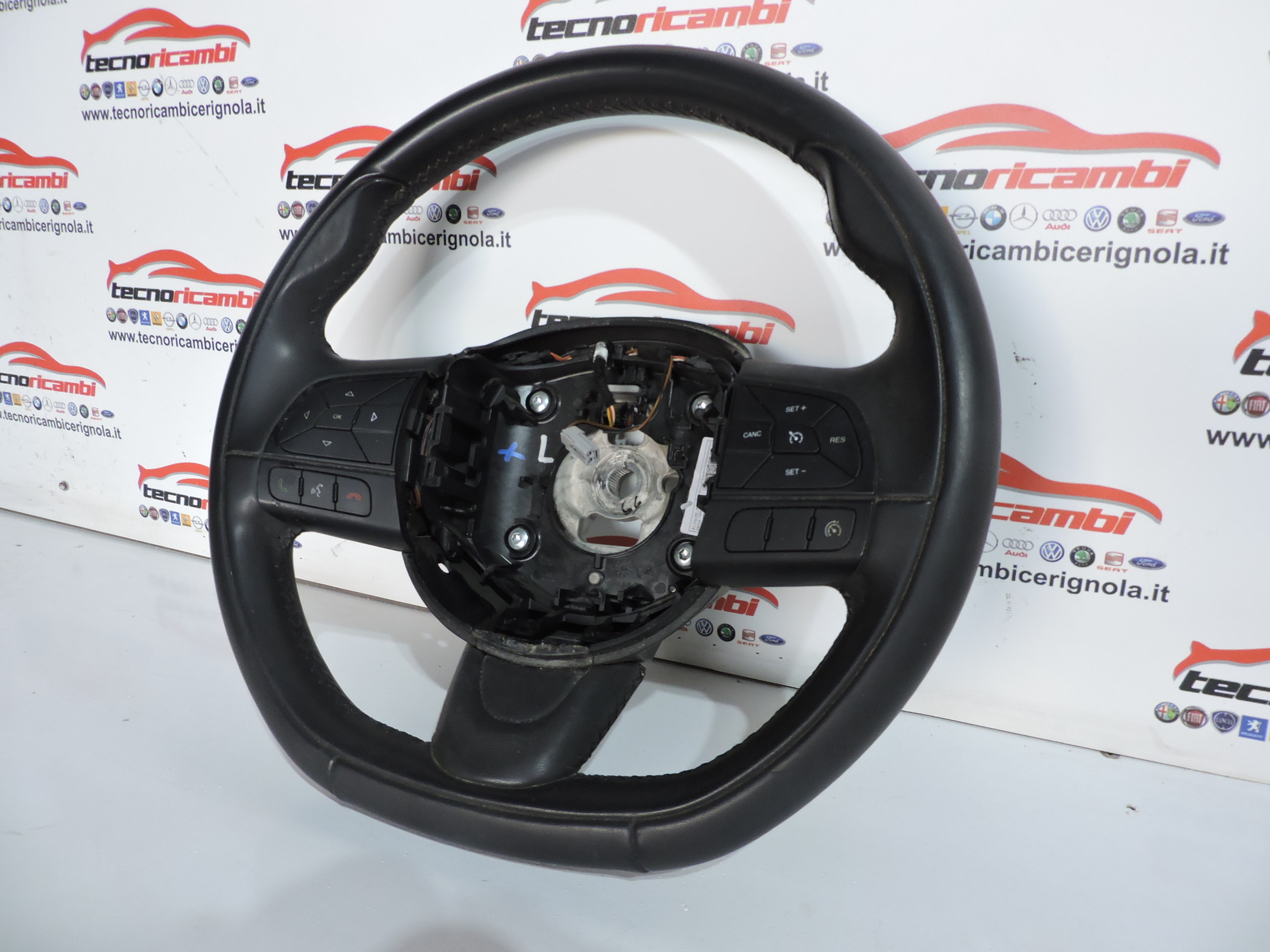 VOLANTE FIAT 500 X RF1679