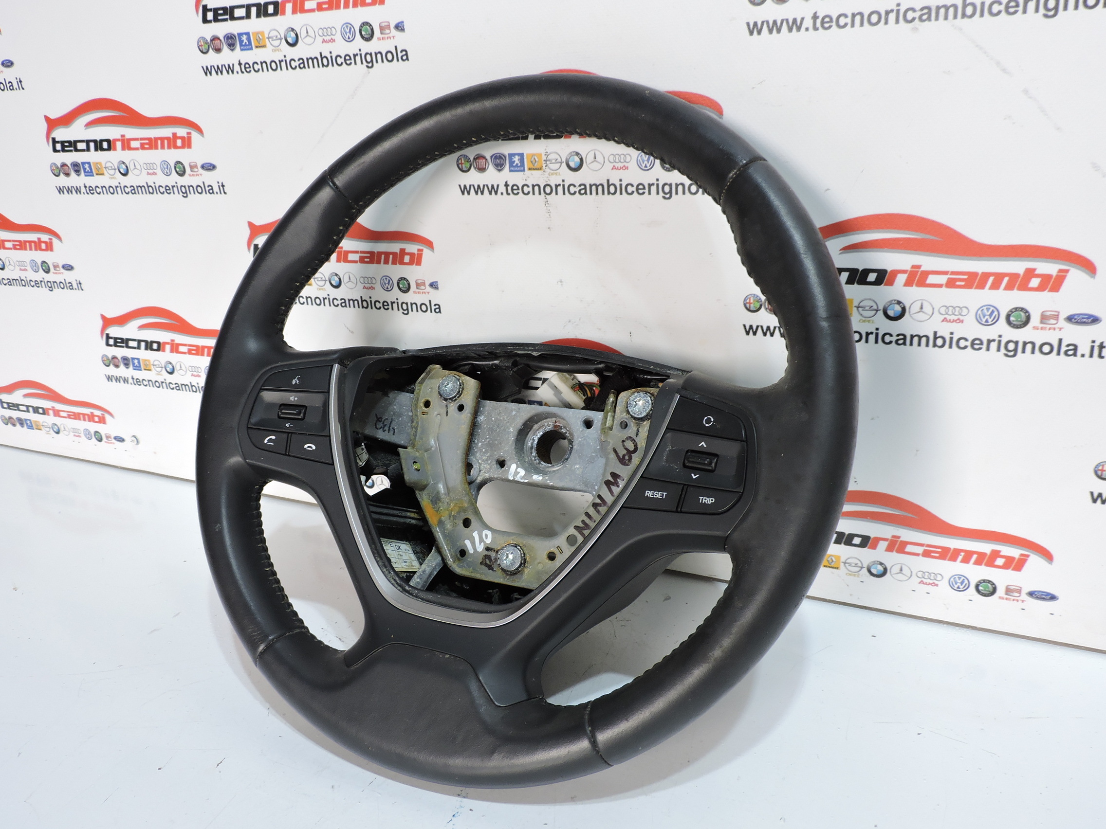 VOLANTE HYUNDAI I20 2014/2020 - RF4389