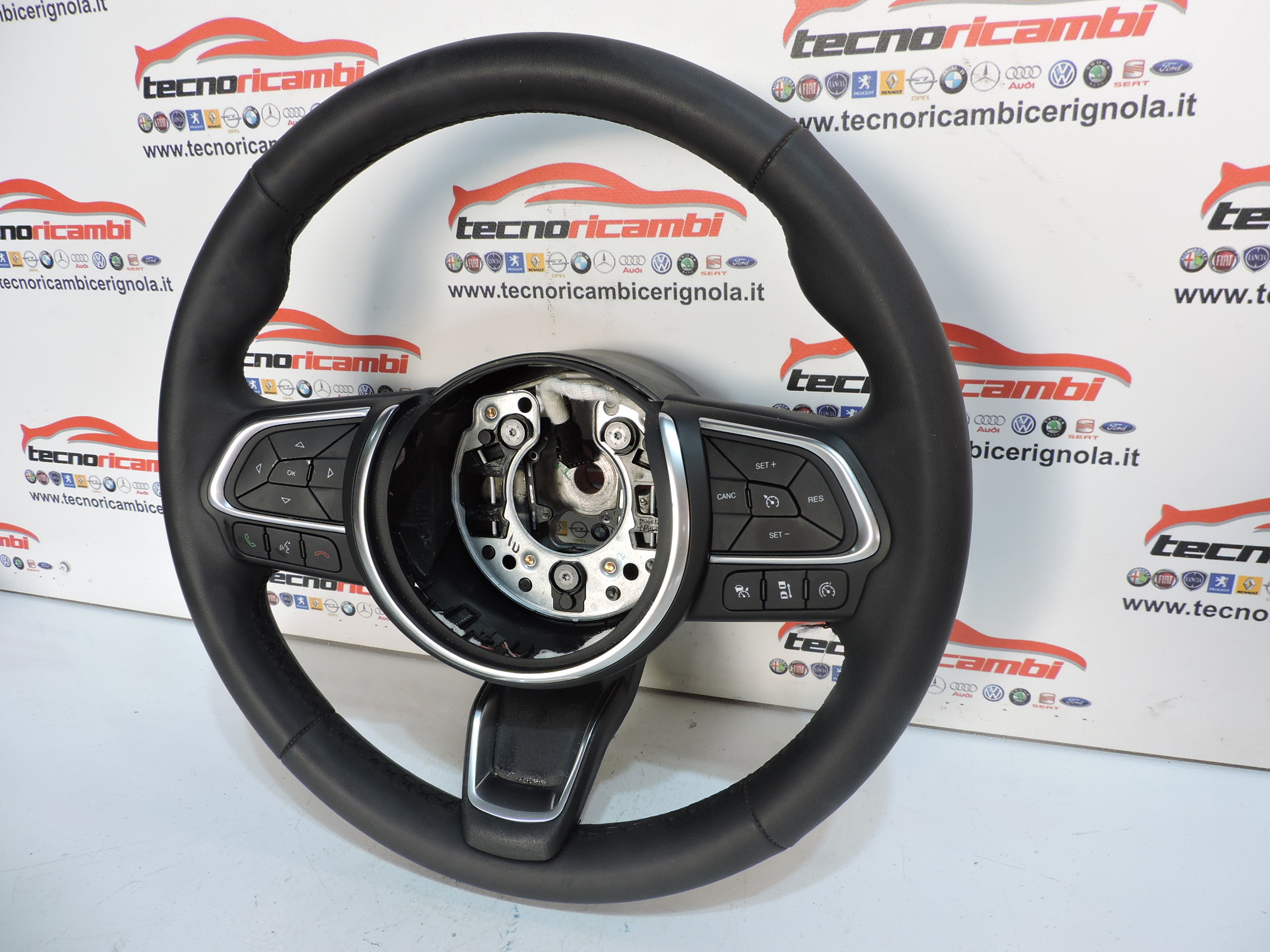 VOLANTE FIAT 500 X 2019 - RF1883