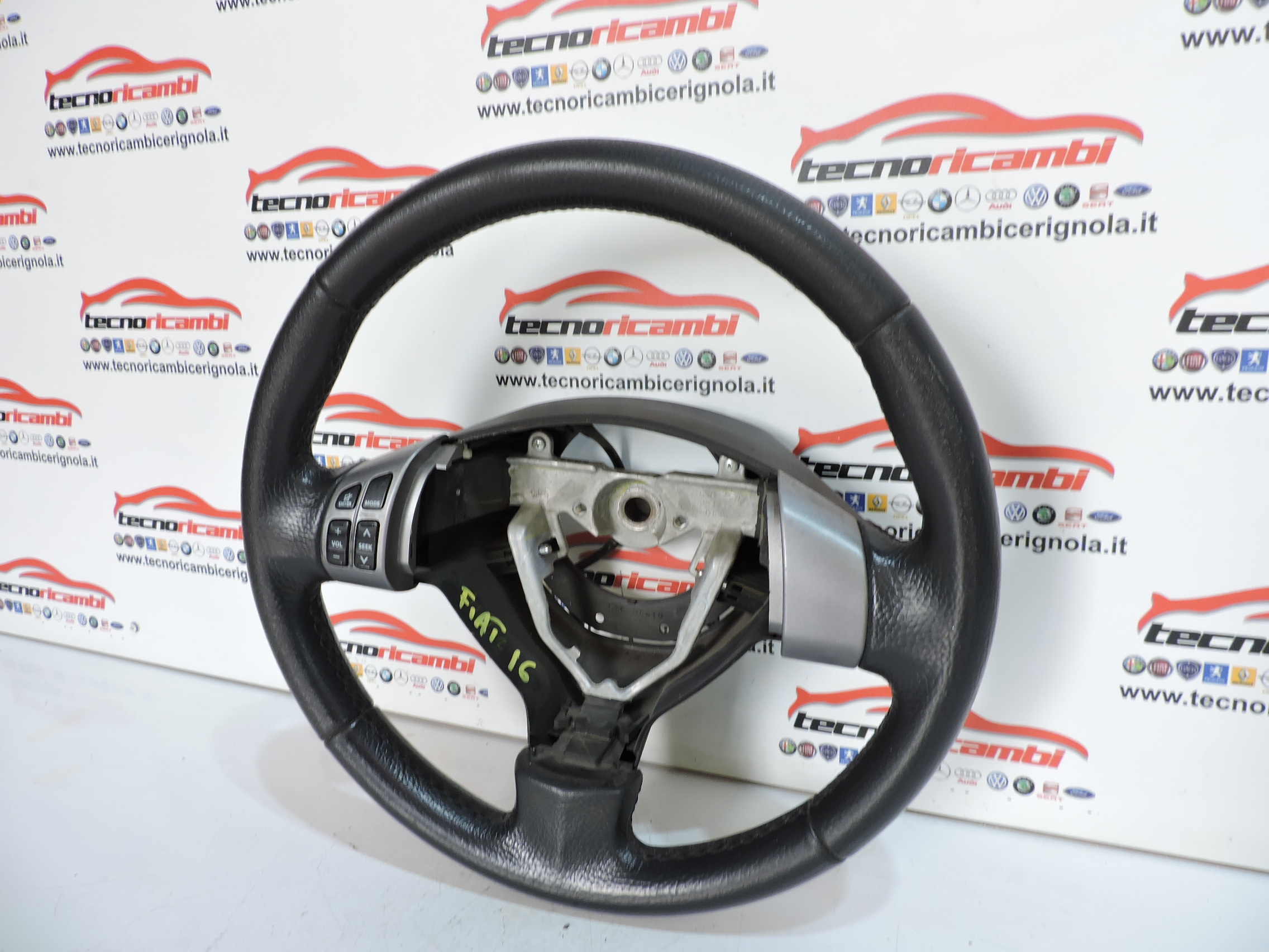 VOLANTE FIAT SEDICI - RF4825