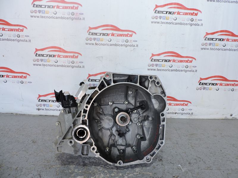 CAMBIO MANUALE NISSAN MICRA K14 0.9 BENZINA H4B - RF927