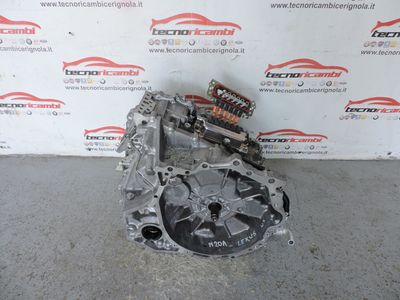 CAMBIO LEXUS UX RF549