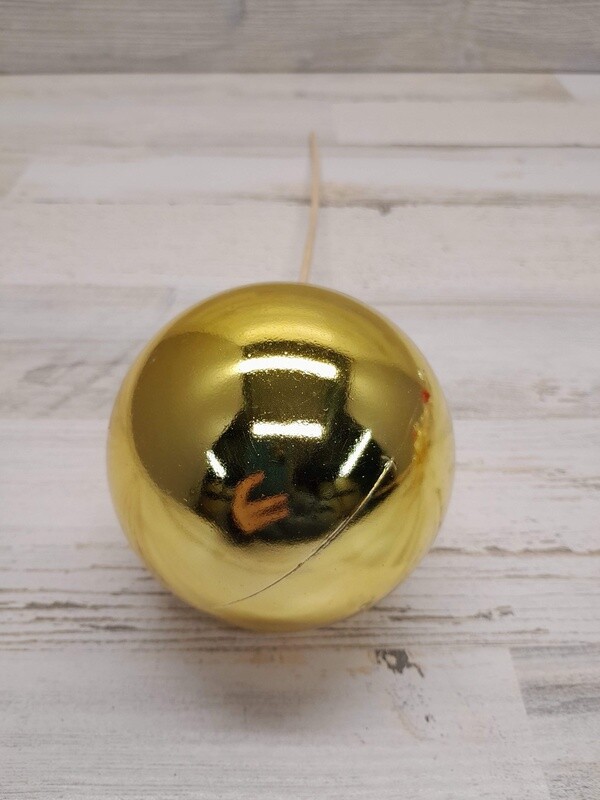 4&quot; Ornament Ball on 18&quot; Pick Gold